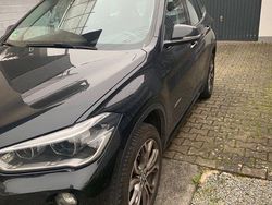 Schwarz Gebraucht 2016 BMW X1 Sport Line SUV | 17.600 € (Guter Preis)