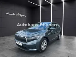 Grau met. Gebraucht 2021 Skoda Enyaq iV Loft SUV | 28.480 € (Fairer Preis)