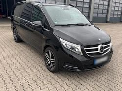 Schwarz Gebraucht 2016 Mercedes V250 Avantgarde Van / Kleinbus | 39.500 € (Fairer Preis)