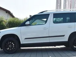 Laserweiss Gebraucht 2016 Skoda Yeti Ambition SUV | 10.900 € (Guter Preis)