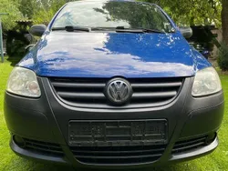 Blau Gebraucht 2006 VW Fox Kleinwagen | 1.200 € (Fairer Preis)