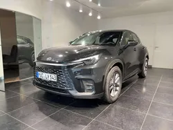 Mysticschwarz Gebraucht 2025 Lexus LBX SUV | 29.990 € (Guter Preis)