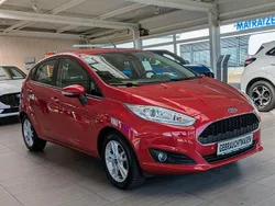 Rot Gebraucht 2016 Ford Fiesta Celebration Kleinwagen | 9.990 € (Etwas zu teuer)