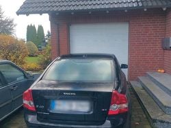 Schwarz Gebraucht 2006 Volvo S40 Limousine | 2.000 €