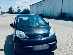 Schwarz Gebraucht 2008 Peugeot 107 Kleinwagen | 1.500 € (Fairer Preis)