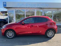 Rot Gebraucht 2021 Mazda 2 Kleinwagen | 16.490 € (Etwas zu teuer)