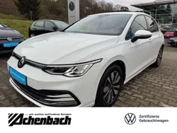 Pure white Gebraucht 2024 VW Golf VIII Move Limousine | 26.990 € (Etwas zu teuer)