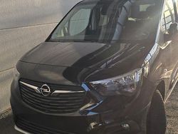 Schwarz Gebraucht 2023 Opel Combo Ultimate Van / Kleinbus | 26.800 € (Fairer Preis)