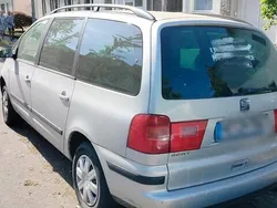 Silber Gebraucht 2001 Seat Alhambra Van / Kleinbus | 650 € (Guter Preis)