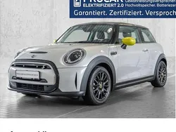 Silber Gebraucht 2022 Mini Cooper SE Classic Kleinwagen | 17.250 € (Guter Preis)