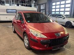 Rot Gebraucht 2006 Peugeot 307 Premium Limousine | 1.350 € (Superpreis)