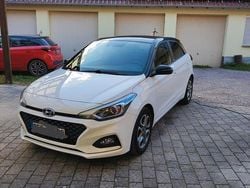 Weiß Gebraucht 2020 Hyundai i20 Advantage Kleinwagen | 13.500 € (Guter Preis)