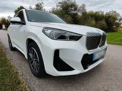 Weiß Gebraucht 2024 BMW iX1 M Sport SUV | 42.500 € (Superpreis)