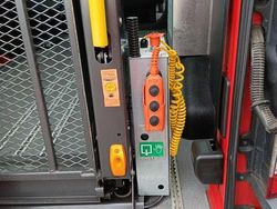 Rot Gebraucht 2015 Ford Transit Van / Kleinbus | 24.900 €