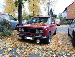 Rot Gebraucht 1974 Seat Alhambra Van / Kleinbus | 7.950 €