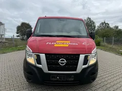Rot Gebraucht 2017 Nissan NV400 Van | 7.600 €