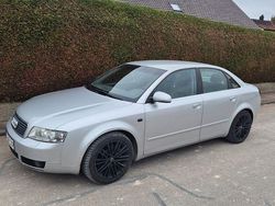 Silber Gebraucht 2002 Audi A4 Limousine | 2.200 € (Fairer Preis)