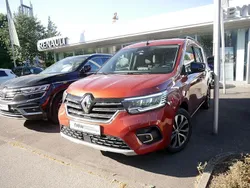 Braun Gebraucht 2023 Renault Kangoo Techno Van / Kleinbus | 27.990 € (Etwas zu teuer)