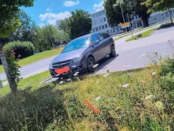 Grau Gebraucht 2011 Opel Astra Edition Kombi | 1.500 € (Superpreis)