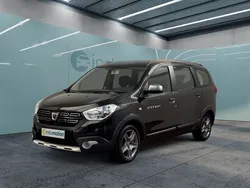 Schwarz Gebraucht 2022 Dacia Lodgy Stepway Van / Kleinbus | 16.649 € (Teuer)