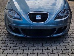 Blau Gebraucht 2006 Seat Toledo Reference Limousine | 2.250 € (Fairer Preis)