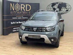 Grau Gebraucht 2022 Dacia Duster SUV | 14.890 €