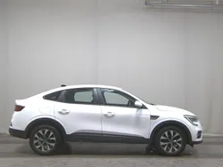 Weiss Gebraucht 2023 Renault Arkana Equilibre SUV | 19.480 € (Superpreis)