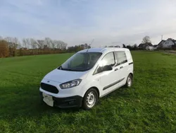 Weiß Gebraucht 2018 Ford Courier Van / Kleinbus | 9.500 € (Etwas zu teuer)