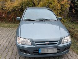 Grün Gebraucht 2001 Mitsubishi Space Star Van / Kleinbus | 1.600 € (Fairer Preis)