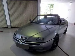 Grau Gebraucht 1999 Alfa Romeo Spider Cabrio | 3.500 € (Etwas zu teuer)