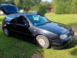 Schwarz Gebraucht 2000 VW Golf IV Highline Coupé | 1.250 € (Guter Preis)