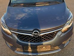 Blau Gebraucht 2017 Opel Zafira Tourer Van / Kleinbus | 10.700 € (Fairer Preis)