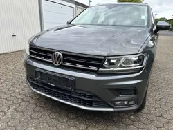 Indiumgrau metallic Gebraucht 2017 VW Tiguan Comfortline SUV | 16.799 € (Guter Preis)