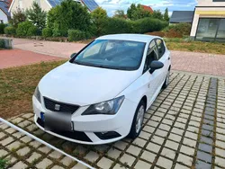 Weiß Gebraucht 2013 Seat Ibiza Style Kleinwagen | 5.900 € (Fairer Preis)