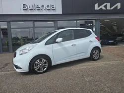Weiß Gebraucht 2018 Kia Venga DREAM-TEAM Edition Kleinwagen | 15.490 € (Fairer Preis)