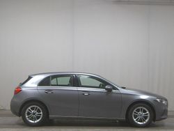 Mountaingrau metallic Gebraucht 2020 Mercedes A200 Limousine | 17.580 € (Superpreis)