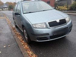 Silber Gebraucht 2006 Skoda Fabia Kombi | 1.600 € (Teuer)