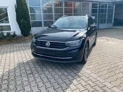 Schwarz Gebraucht 2024 VW Tiguan Move SUV | 28.900 € (Guter Preis)