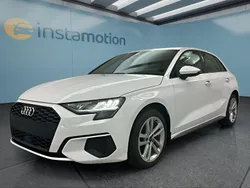 Weiß Gebraucht 2023 Audi A3 Sportback Kleinwagen | 26.949 € (Guter Preis)