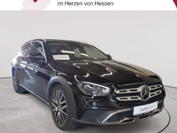 Obsidianschwarz metallic Gebraucht 2023 Mercedes E400 Avantgarde Kombi | 60.990 € (Teuer)
