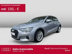 Florettsilber metallic Gebraucht 2024 Audi A3 Advanced Plus Limousine | 27.930 € (Guter Preis)