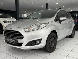 Grau Gebraucht 2015 Ford Fiesta Trend Kleinwagen | 7.490 € (Guter Preis)