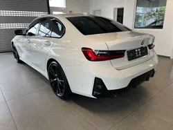Weiß Gebraucht 2023 BMW 320 M Sport Limousine | 40.900 € (Fairer Preis)