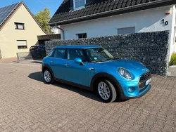 Blau Gebraucht 2018 Mini ONE Kleinwagen | 14.100 € (Fairer Preis)