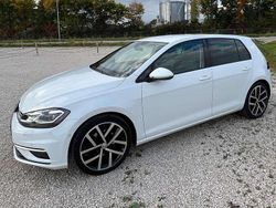 Weiß Gebraucht 2017 VW Golf VII Highline Limousine | 17.800 € (Fairer Preis)