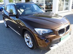 Braun Gebraucht 2010 BMW X1 Sport Line SUV | 18.650 €