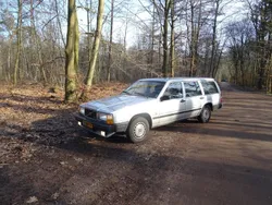 Grau Gebraucht 1987 Volvo 740 Kombi | 14.950 €