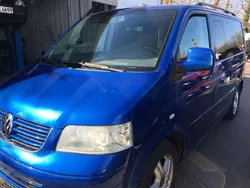 Ravennablau metallic Gebraucht 2004 VW T5 Comfortline Van | 4.999 €