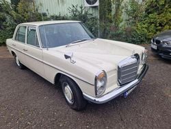 Weiß Gebraucht 1972 Mercedes W115 Limousine | 22.900 €