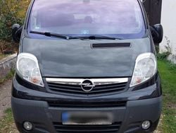 Schwarz Gebraucht 2013 Opel Vivaro Van | 15.500 €